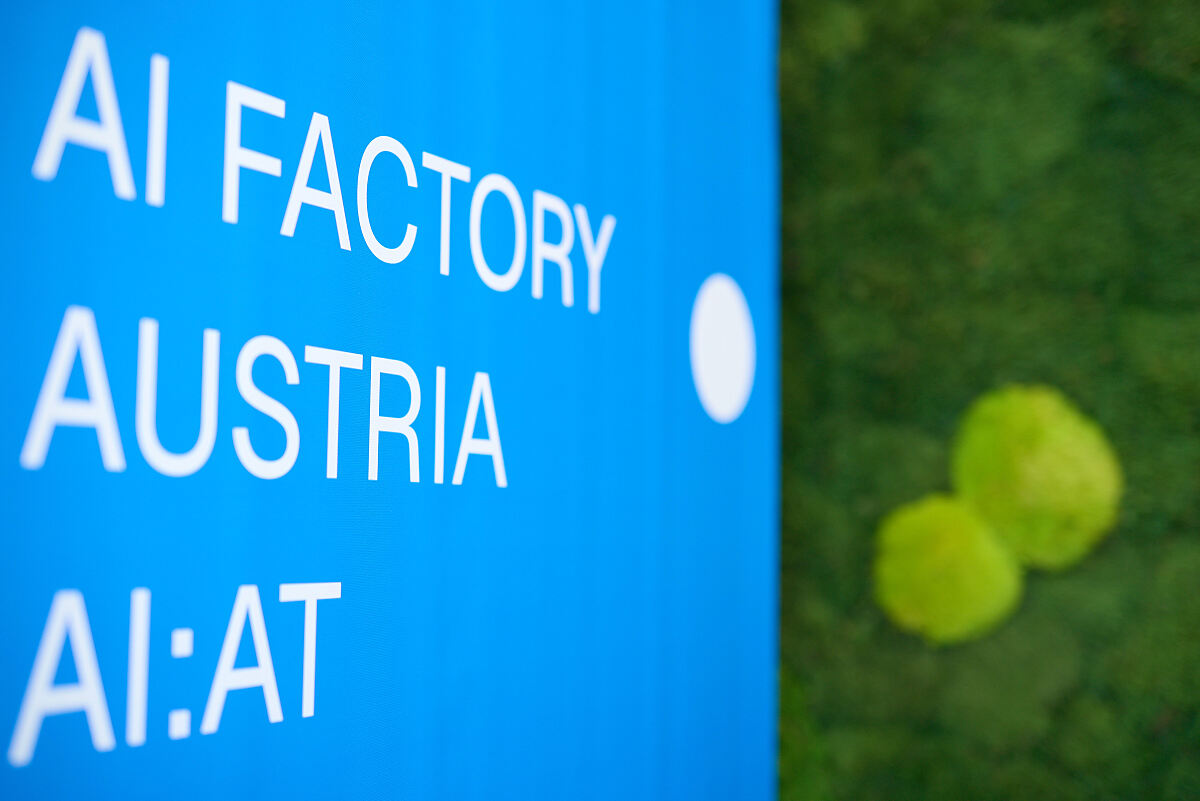 ÖAW-Delegation besucht AI Factory Austria AI:AT